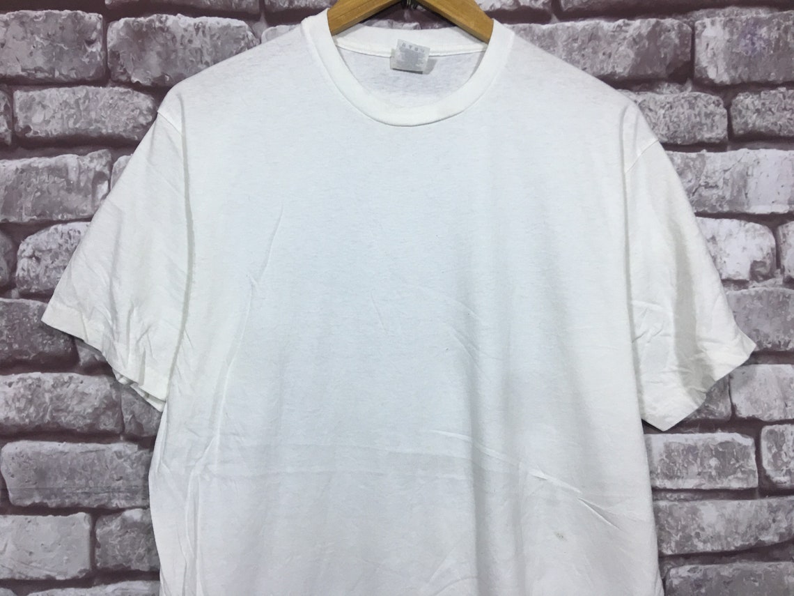 Vintage 90s white T-Shirt size L | Etsy