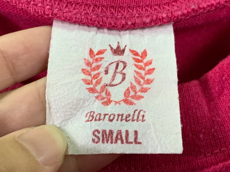 pink Vintage Australia T-Shirt size S