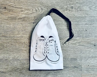 Travel Packing Bag | Organizing Suitcase | Shoes Packing Bag | Runners Packing Bag | Sneakers Packing | Tennis Shoes | Small Gift Idea |