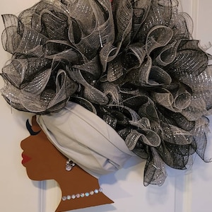 Gray and Black Diva Wreath