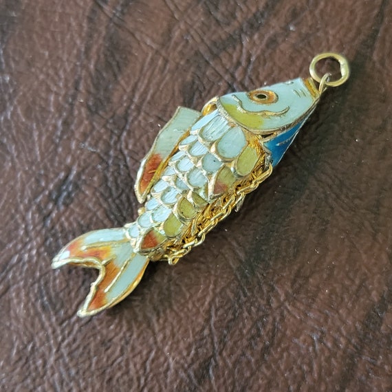 Vintage Enameled Articulated Fish Pendant, 3D Mec… - image 6