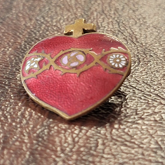 Vintage Enameled Sacred Heart Brooch, Gilt Brass … - image 7
