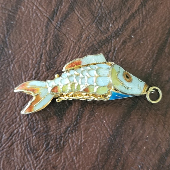 Vintage Enameled Articulated Fish Pendant, 3D Mec… - image 7