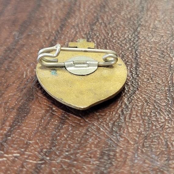 Vintage Enameled Sacred Heart Brooch, Gilt Brass … - image 10