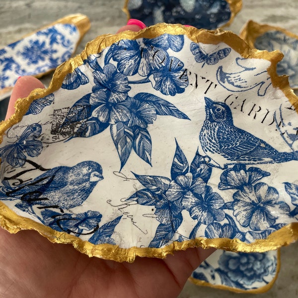 Blue Flowers Hand Painted Oyster Shell Jewelry Dish Trinket Dishes Ring Holder Decoupage Oyster Shell Gold Leaf Paint