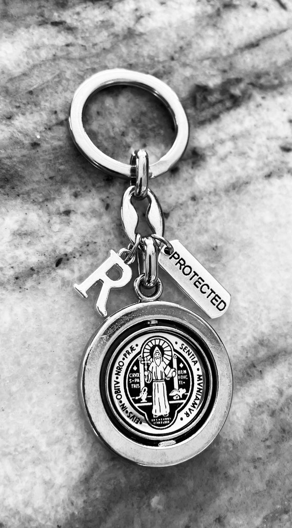 St benedict medal best sale keychain