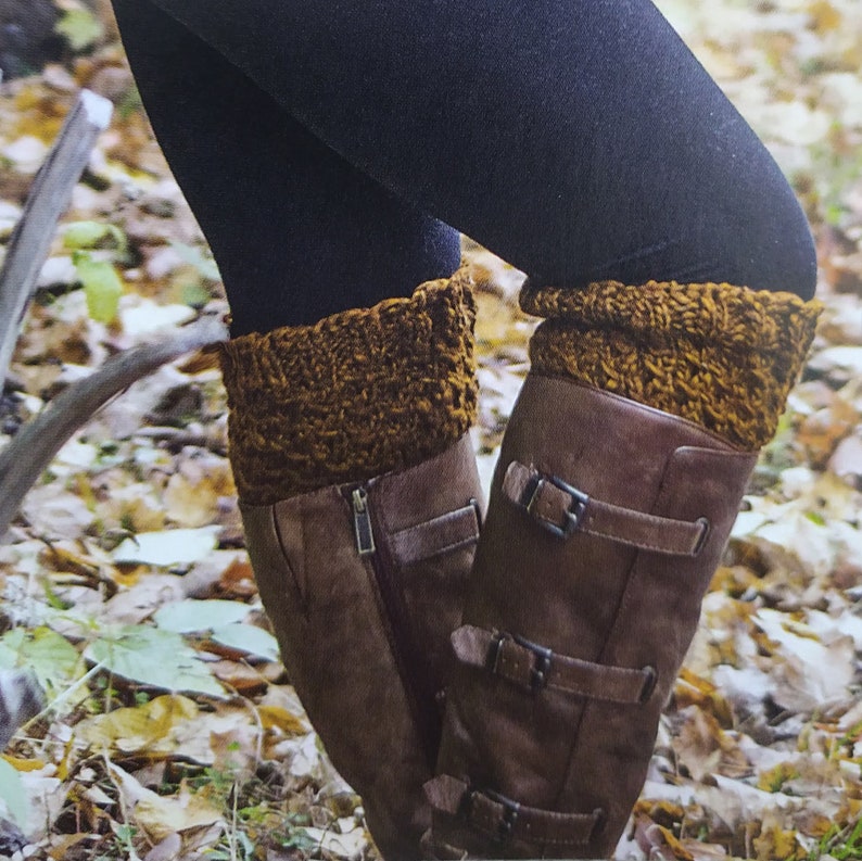 Knitted Lace Boot Cuffs Pattern  Boot Toppers / Leg Warmers  image 1