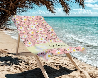 Toalla de playa personalizada con estampado de margaritas / Toalla con nombre floral rosa