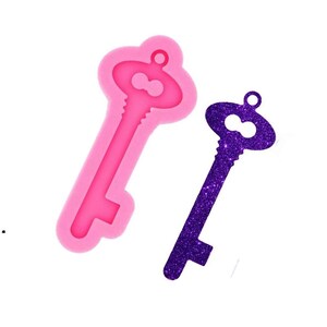 Shiny Glossy Key shape Keychain Mold Silicone Mould Resin Epoxy Resin Molds for Jewelry