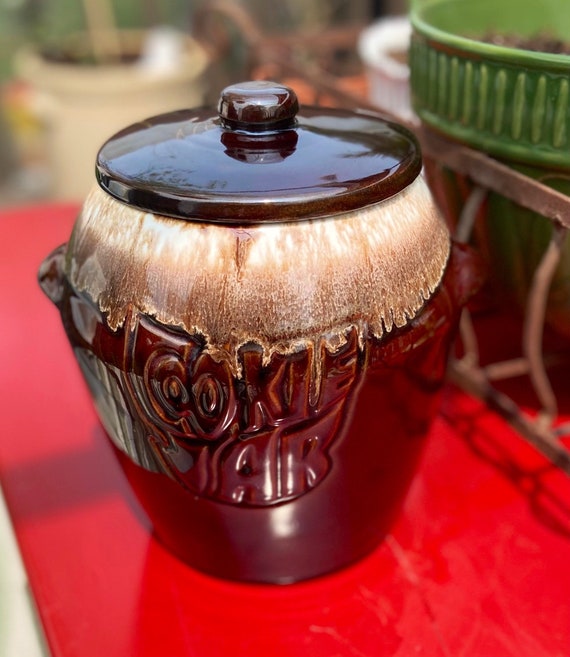 Vintage Mccoy Pottery Drip Brown Glaze 7024 USA COOKIE JAR With Lid, 