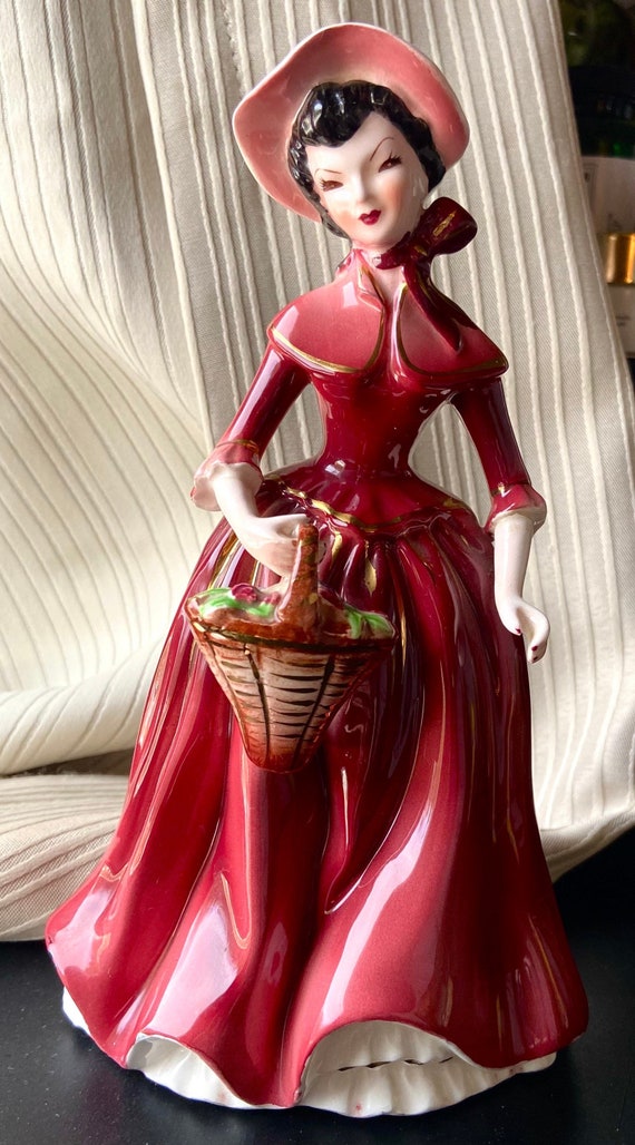希少Painting on China お値下しました Vintage Shafford 1950's Japan Porcelain Red Dress Woman
