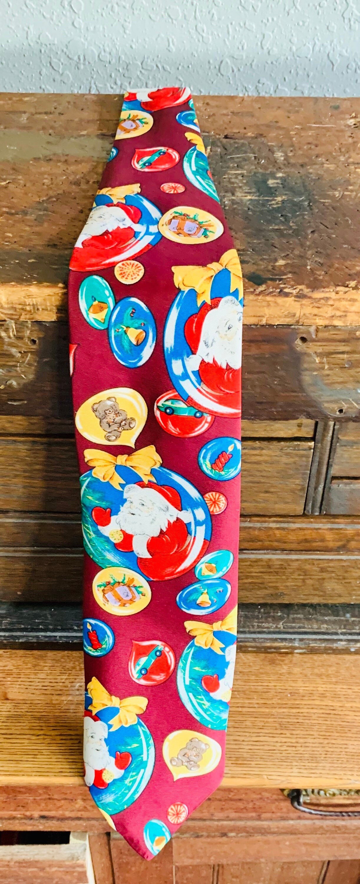 Vintage Christmas Novelty Kitsch Silk Musical JC Pennys NEW Geometric Santa Tie, Santa Necktie Men’s Tie, Holiday Work Santa NeckTie