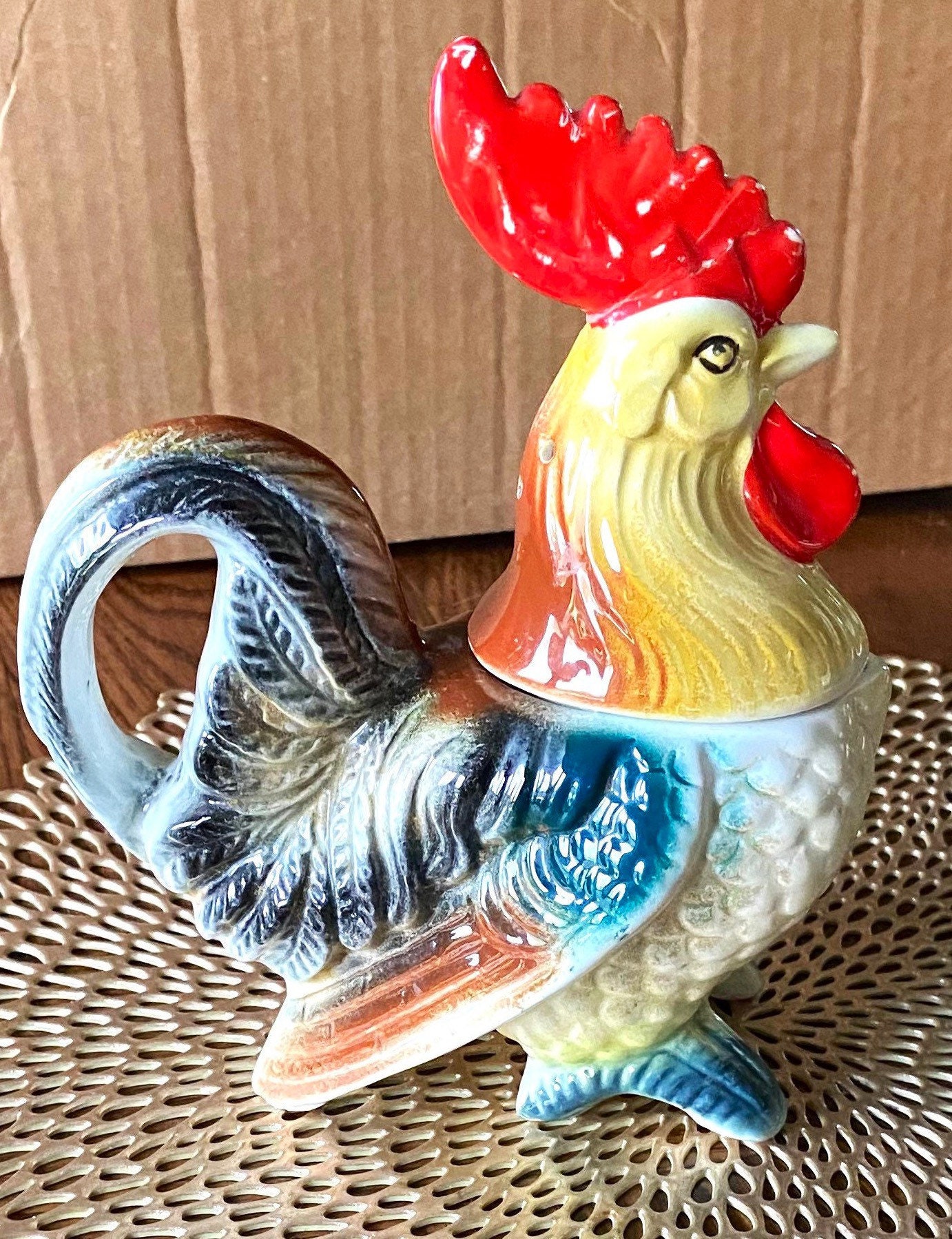 Set of Vintage Chicken Rooster Basket Measuring Cups and Creamer Japan