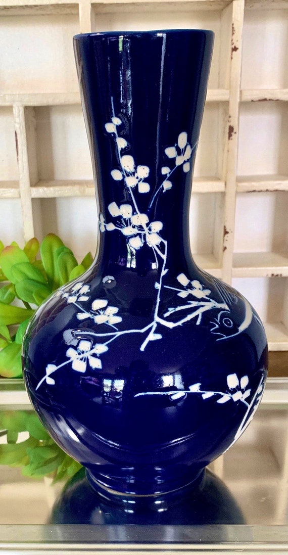 Vintage Chinese Navy Blue Pottery Vase Sgraffito Art Pottery Etsy