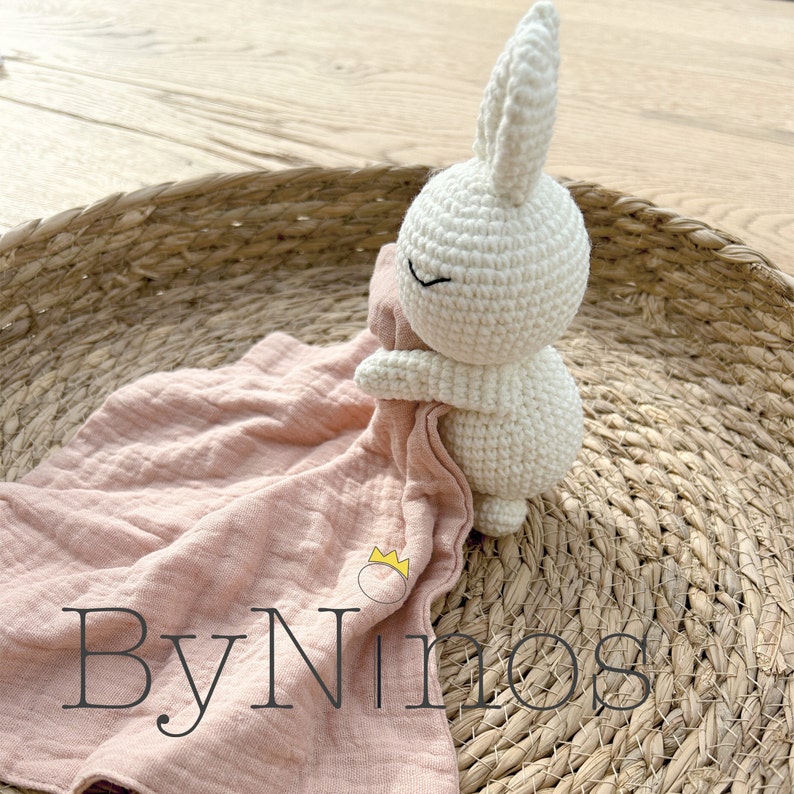 Doudou crochet jouet personnalisé mousseline tissu bébé renard lapin naissance bébé cadeau bébé jouet garçon fille idée cadeau mousseline image 10