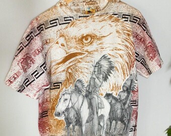 Camiseta vintage de los años 90 con diseño de águila nativa americana caribeña AOP para hombre, talla L Y2K, rara