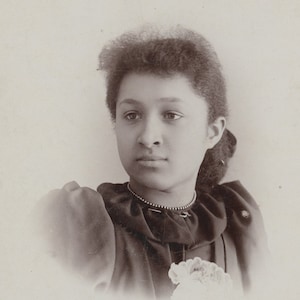 Formale Junge Frau Große Antike Afroamerikaner Kabinett Karte Foto in Kleid Rundell, NY