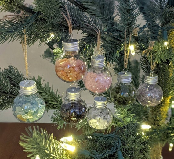 Crystal Christmas Ornaments, 19 Options Crystal Chips in Clear Ball for Christmas  Tree or Display, Screw-on Lid, Self-standing 