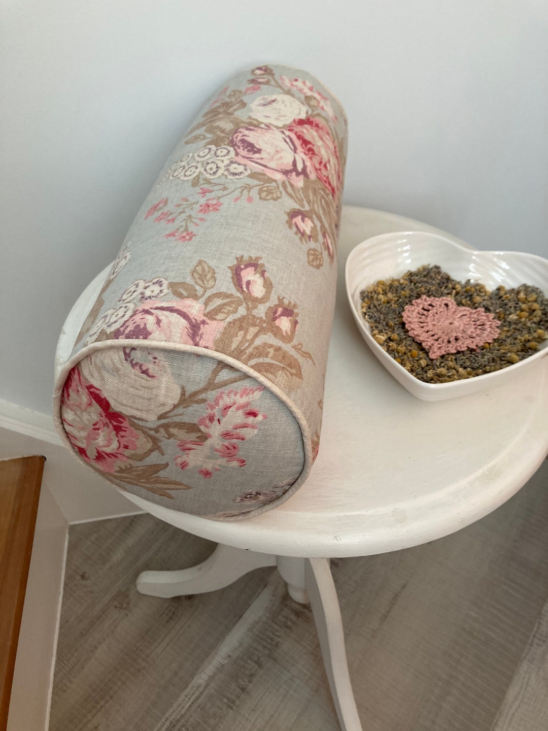 CABBAGES AND ROSES Tulips & Roses Designer Fabric Piped Etsy