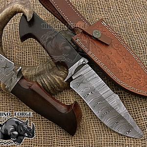 Damascus Hunting Knife Damascus Knife Handmade Damascus Steel Bowie  Knife Hunting Skinning Camping Knife With Rose Wood Handle  UHD 1001
