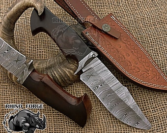 Handmade Damascus Steel Bowie Knife: Rose Wood Handle Hunting Knife