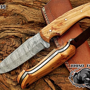Handmade Damascus Hunting Knife: Olive Wood Handle, Leather Sheath