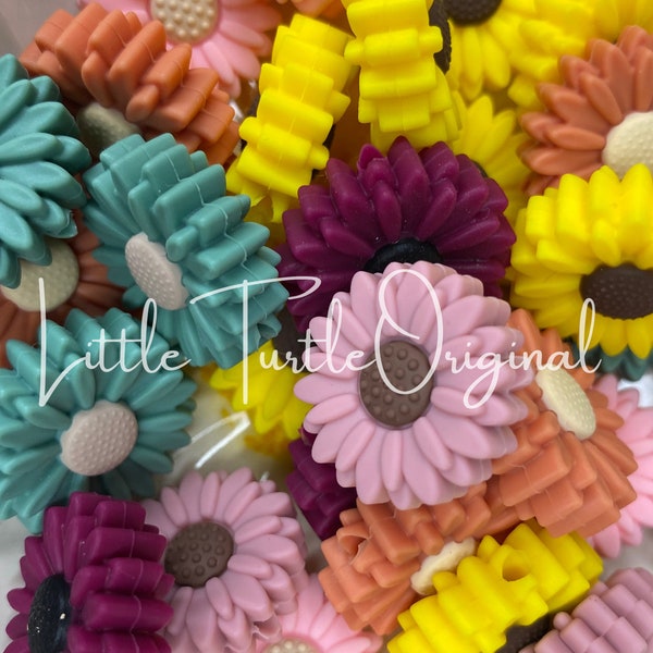 Small Floral Beads, Daisy beads, Sunflower Beads, shaped Beads, Silicone Beads, silicone beads for keychains, Silicone Beads Wholesale