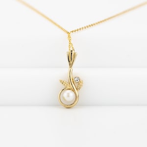 Vintage 10K Gold Pearl Pendant Necklace: Leaf CZ Floral Boho