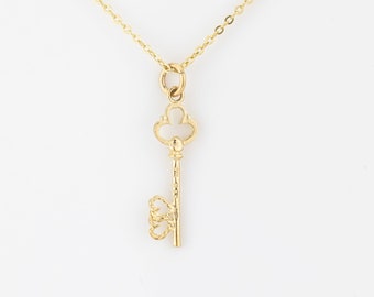Dainty skeleton key pendant, 14k solid gold, real vintage, gold key necklace, minimalist mini key, tiny key pendant, ornate heart, antique