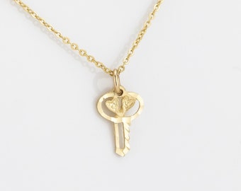 Dainty key pendant, 14k solid gold, real vintage, gold key necklace, minimalist mini key, tiny key pendant, classic, simple, stacking stack