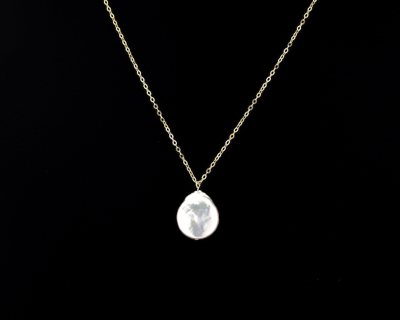 Bulb Shaped Coin Pearl Necklace, Natural Baroque, Genuine White Flat Edison  Pearl, Teardrop Pearl Pendant, Minimalist, Simple, Bridal Gift 