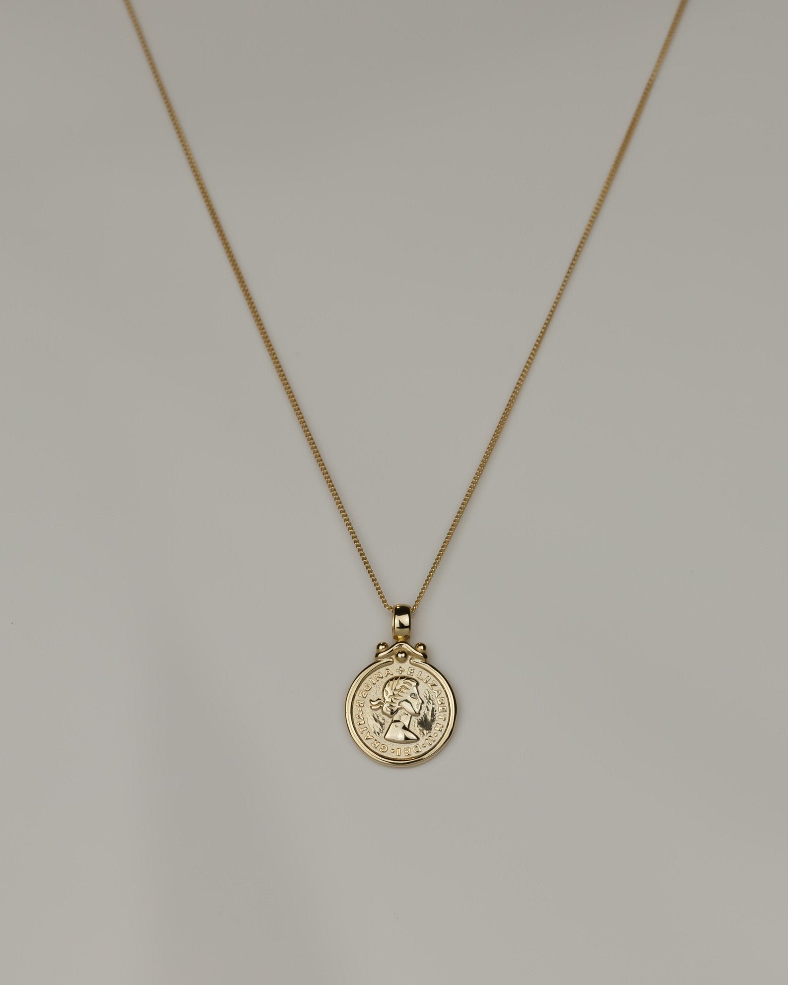 Queen Coin Necklace Vintage Coin Pendant Elizabeth II Etsy