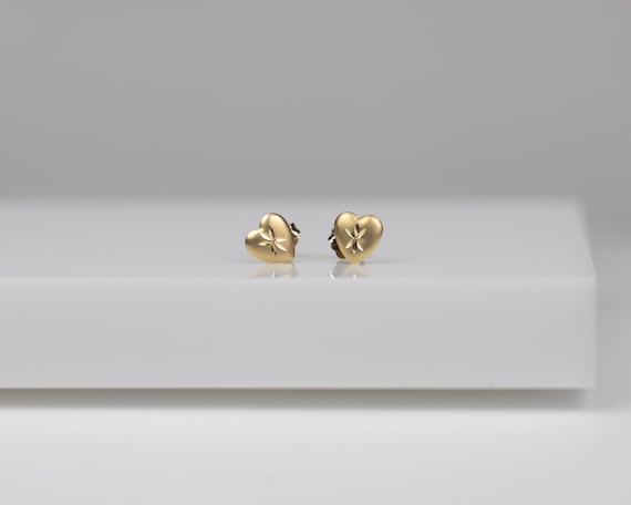Vintage 14k Gold Heart Stud Earrings: Tiny Star E… - image 1