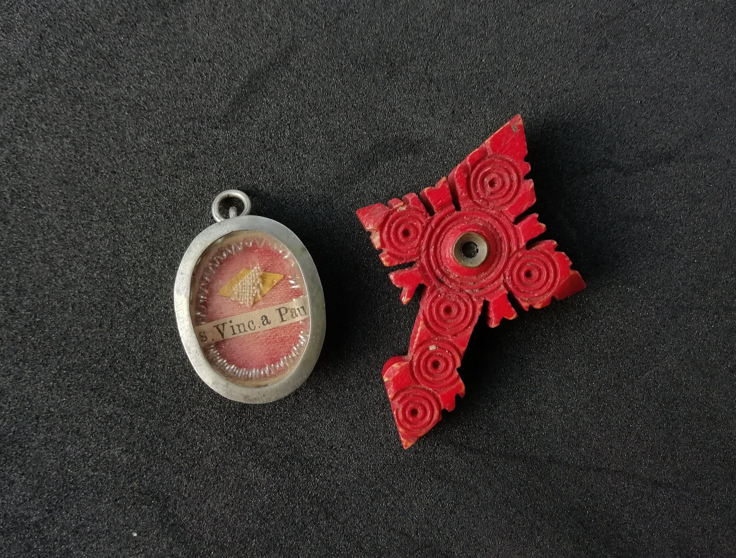 chino de la suerte - colgante amuleto de madera - Buy Other collectible  objects on todocoleccion