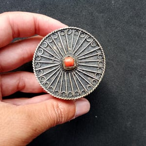 Vintage metal box with berber or arabic style, antique, miniature, tiny, box for ring, beautiful and artistic handmade boxes for jewells image 5