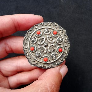 Vintage metal box with berber or arabic style, antique, miniature, tiny, box for ring, beautiful and artistic handmade boxes for jewells image 11