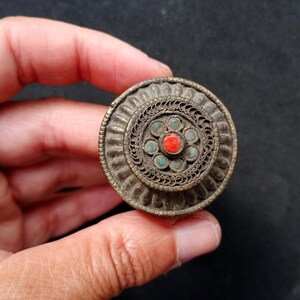 Vintage metal box with berber or arabic style, antique, miniature, tiny, box for ring, beautiful and artistic handmade boxes for jewells image 7