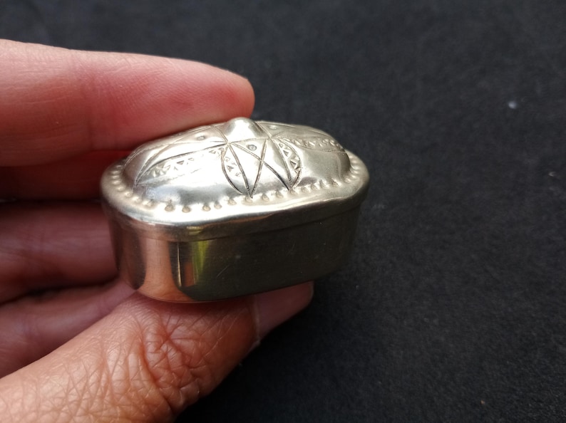 Vintage metal box with berber or arabic style, antique, miniature, tiny, box for ring, beautiful and artistic handmade boxes for jewells image 14