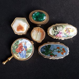 Green lover Vintage metal miniature box for pills, weed, rings. Glass enamel brass resin miniature box, gold colour. 70s 80s 90s. Colorfull