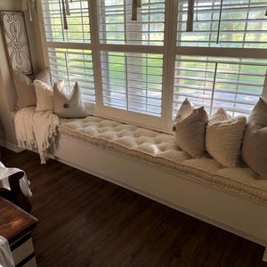 Aangepast getuft kussen | Frans kussen aangepast formaat | Op maat gemaakt bankkussen | Aangepaste stoel bij het raam | Vloerkussen | Bank | Palletkussen