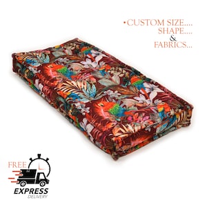 Linen and velvet tufted floor cushions, large and small, Velvet floor cushion