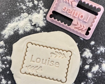 Personalized cookie cutter with flower heart