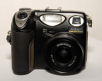 Nikon Cool Pix 5000, 2001 Vintage digital