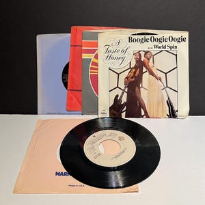 Disco 7&quot; vinyl 45s - Original set of 5 Disco music from the 70s in Original Sleeves