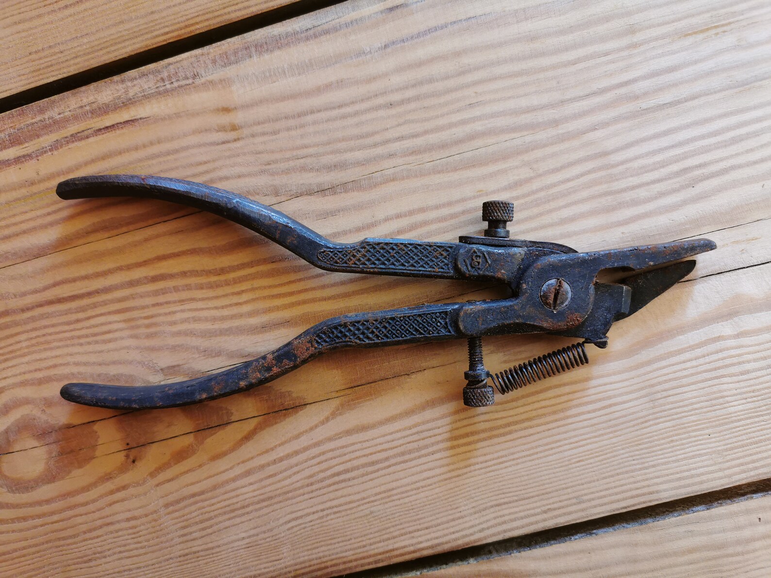 Saw tooth setter old setting tool hand saw pliers Etsy