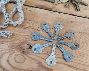 Aokbean 20pcs 3.3 Inch Large Antique Skeleton Keys Bulk Charms in Vintage  Style DIY Jewelry Making Crafts for Birthday Wedding Party Favors
