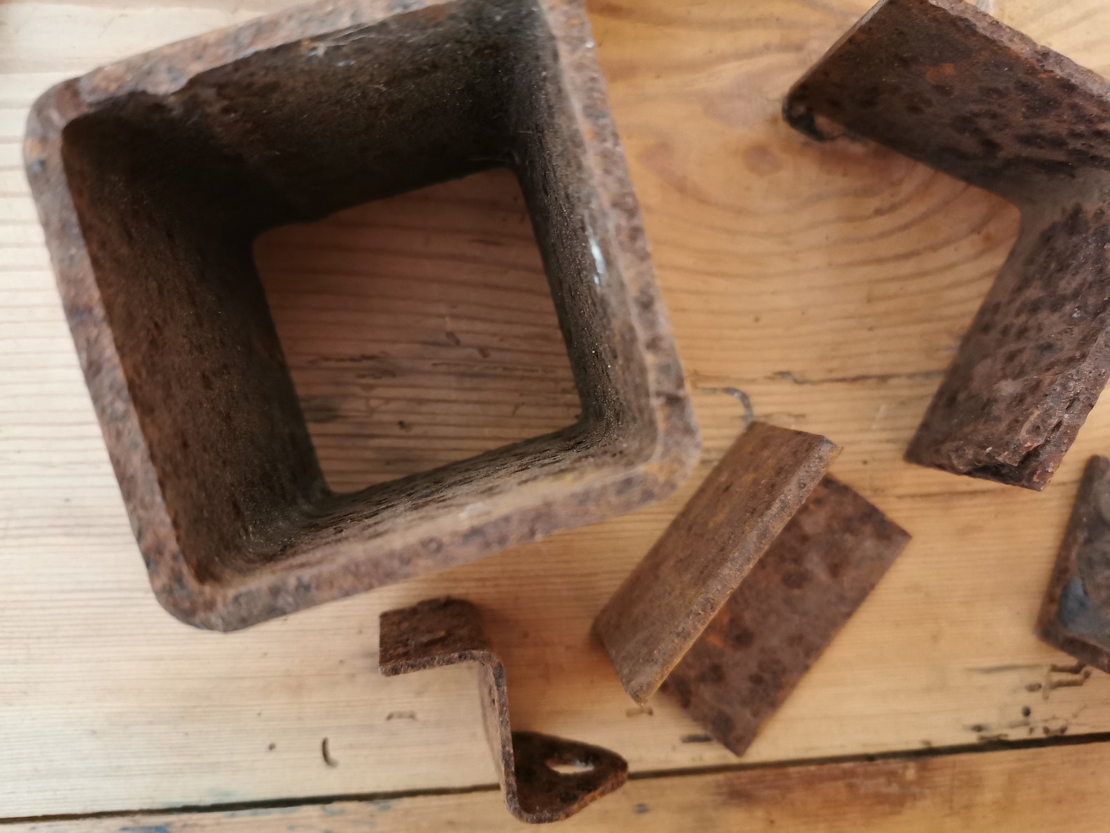 Rusty metal angle brackets rusted iron parts for metal Etsy