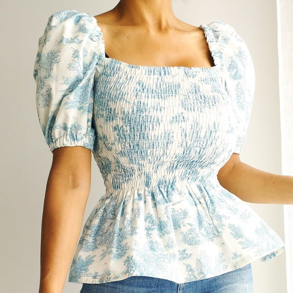 Blouse à smocks en toile de Jouy en coton bleu turquoise