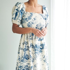 Robe longue en toile de Jouy bleue