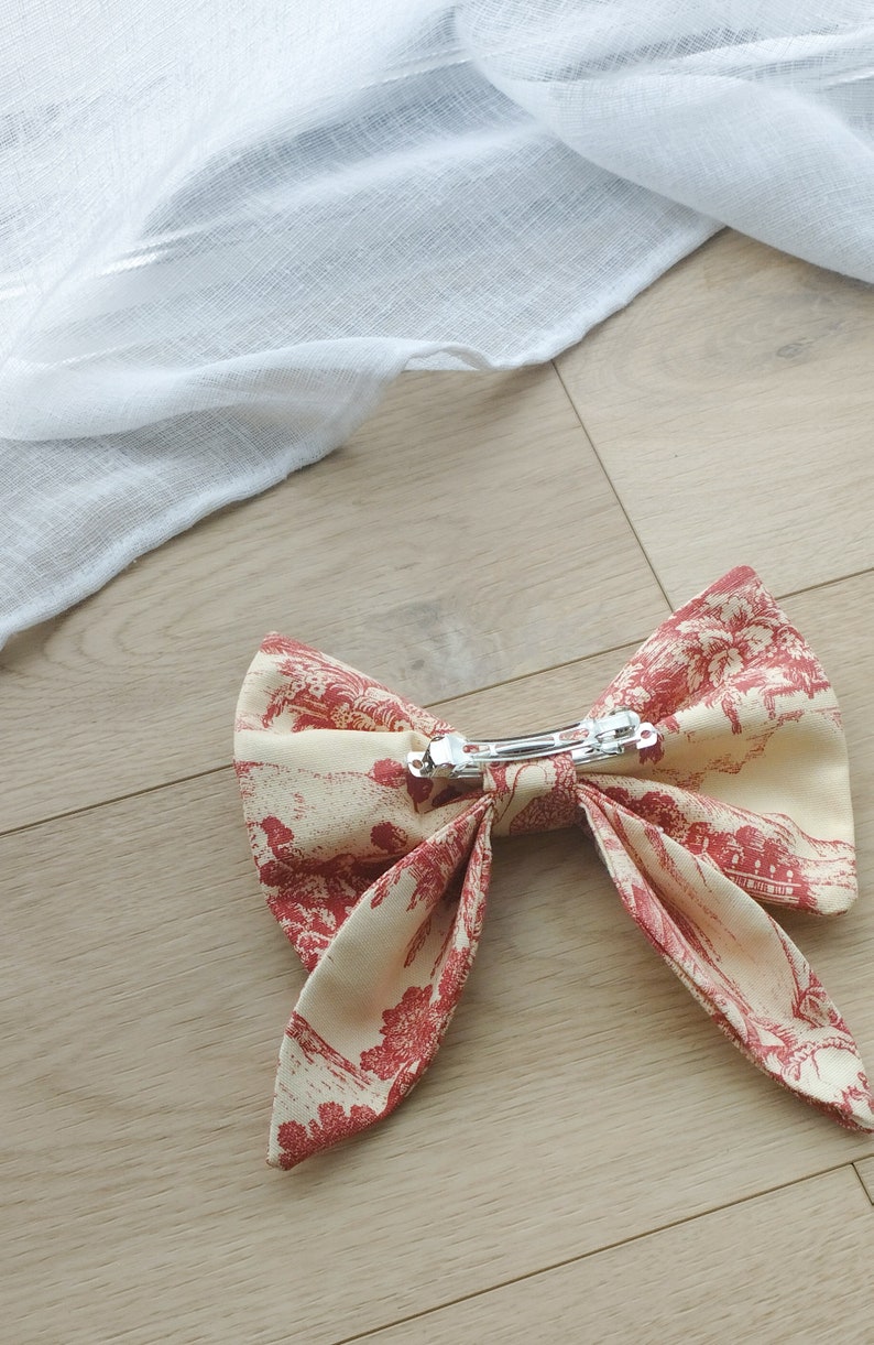 Hair jewel bow barrette in red toile de Jouy image 4